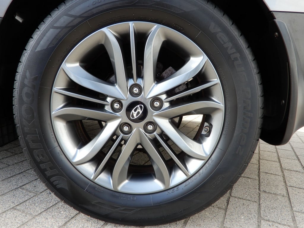 Hyundai Ix35 1.6i gdi go! | trekhaak 1200kg | navigatie | nl auto | achteru