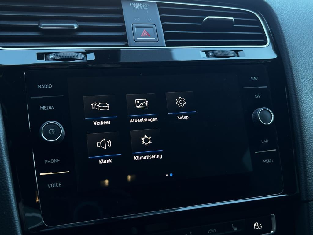 Volkswagen Golf 1.0 tsi highline business