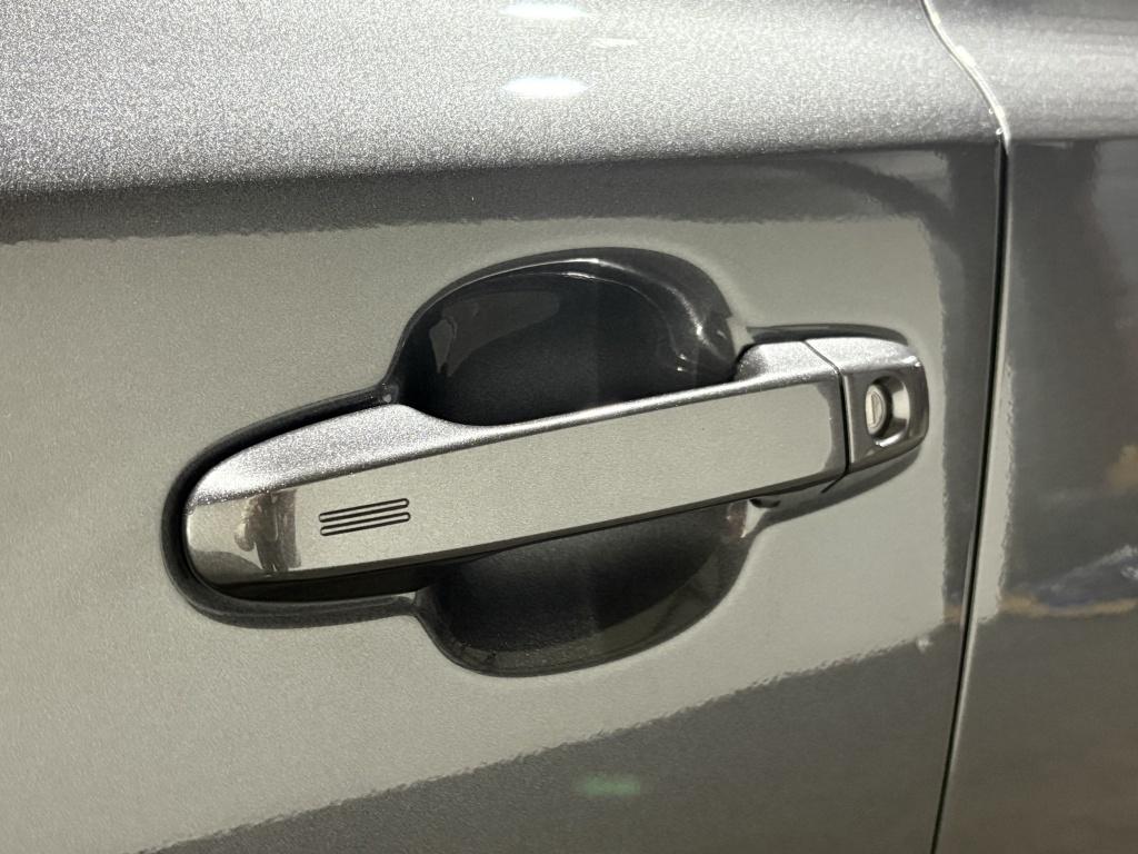 Toyota C-hr 1.8 hybrid style