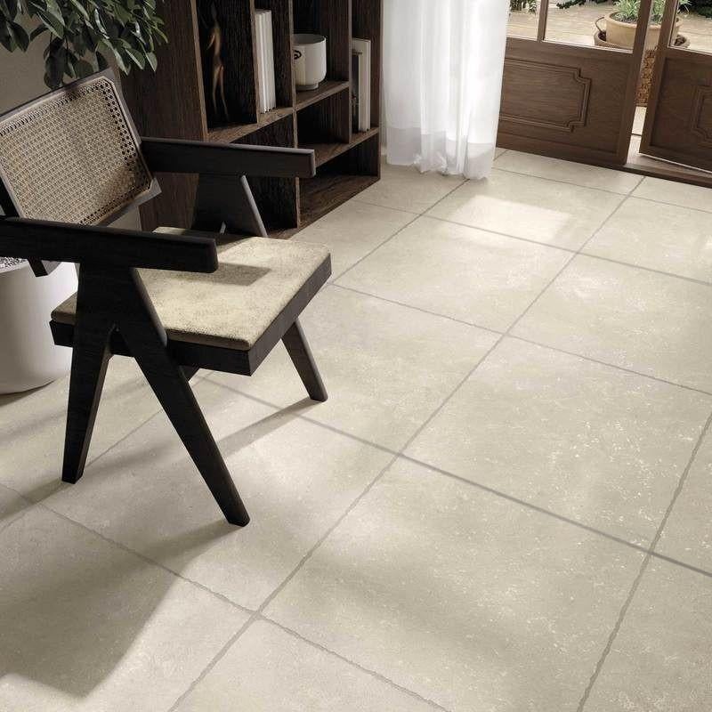NIEUW IN HET ASSORTIMENT! Keramische tuintegel Ultra Serica Ivory 80x80x3cm