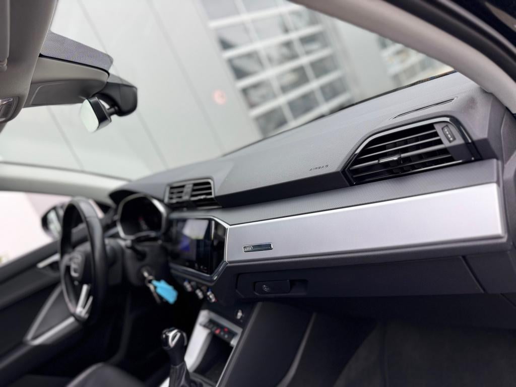Audi Q3 sportback 35 tfsi s-line * panoramadak * matrix led * camera * lede