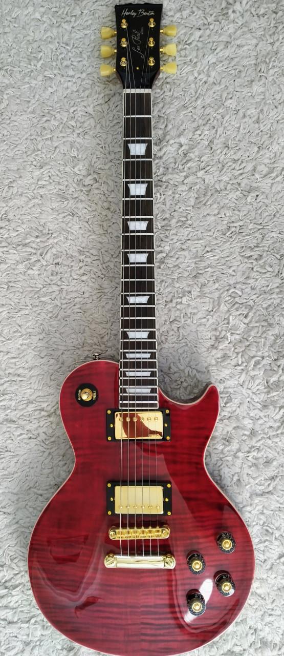 Harley Benton SC-550 II De Luxe + upgrades en gigbag z.g.a.n.  275 euro.