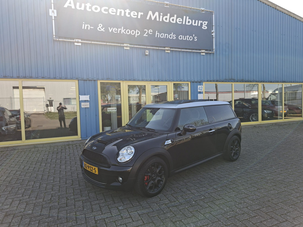 Mini Cooper CLUBMAN S 1.6 bj:2010 leer-panoramadak -navigatie-airco