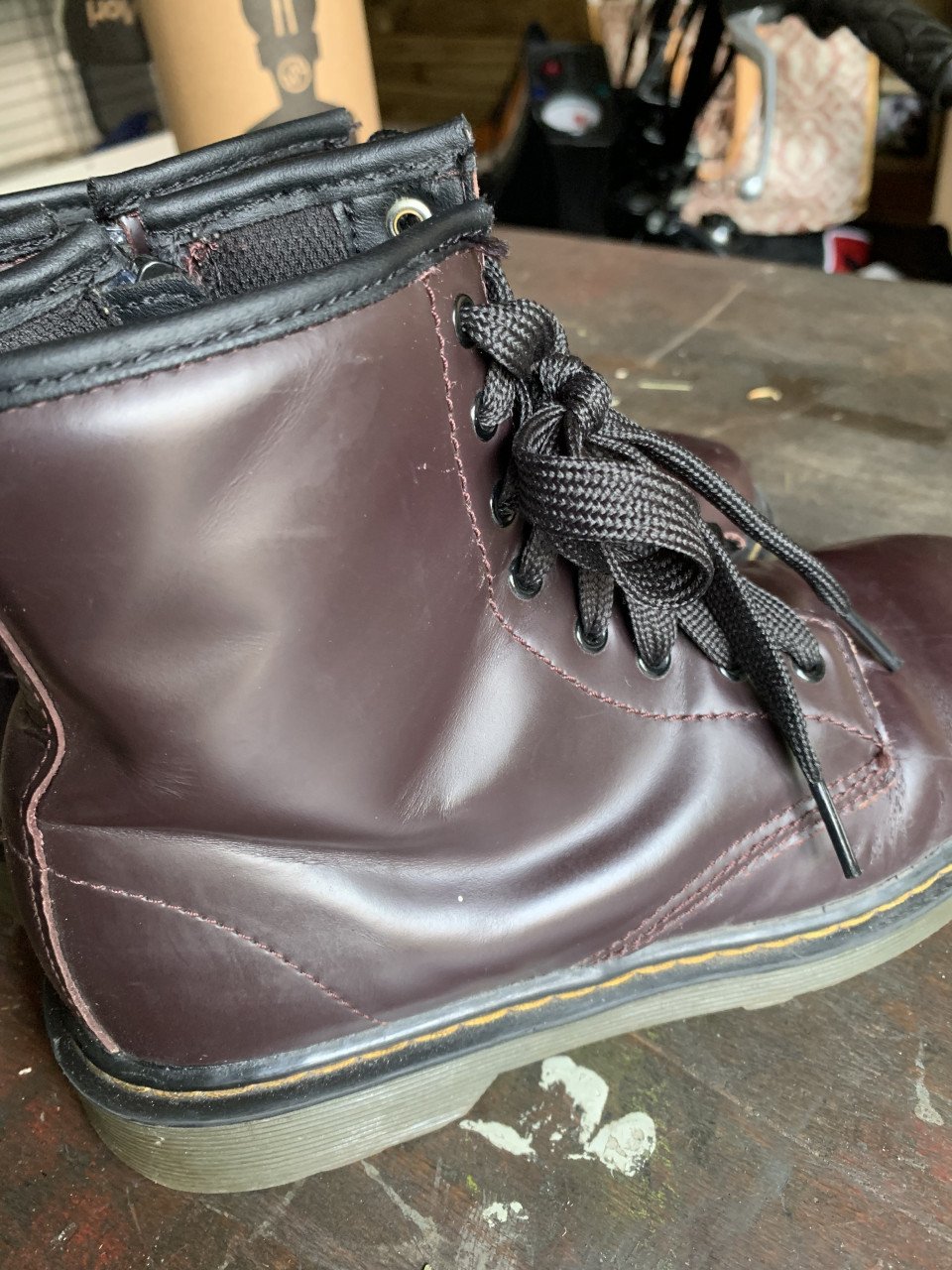 Te koop Dr Martens maat 36 prachtige kleur aubergine