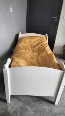 Peuterbed met matras