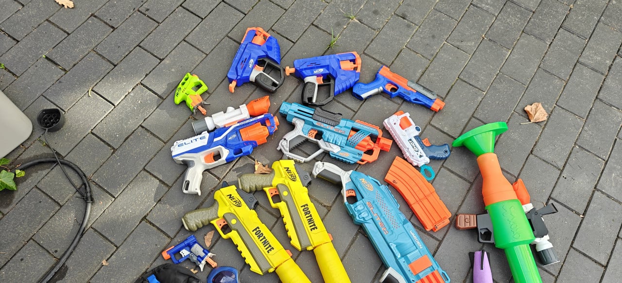 Nerv guns