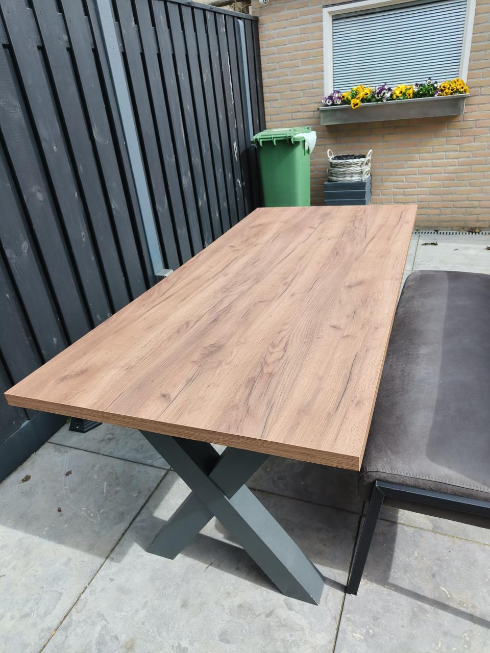 Eettafel met eetzitbank 190x90
