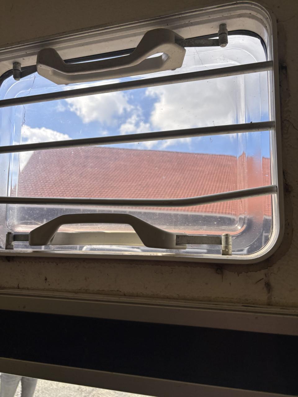 Henra Buffalo 2-paards paardentrailer