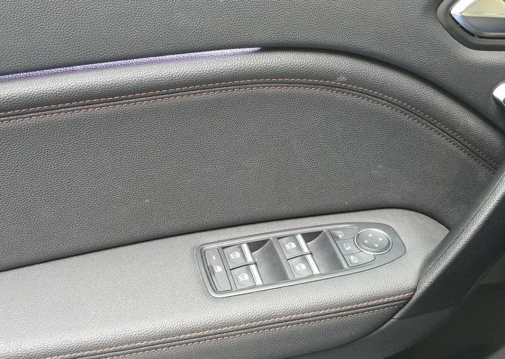 Renault Captur 1.6 e-tech plug-in hybrid 160 iconic