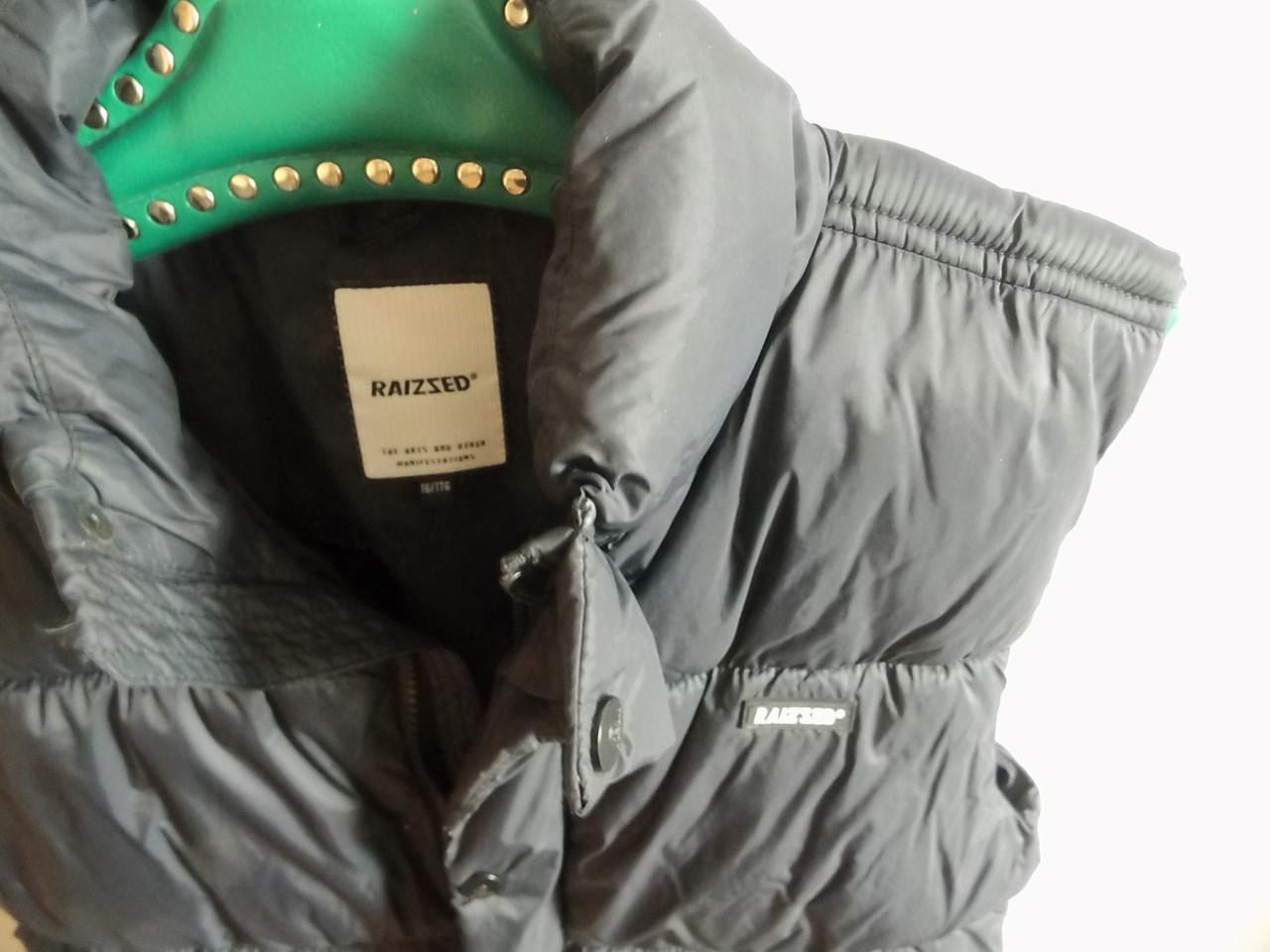 Bodywarmer van Raizzed maat 176.