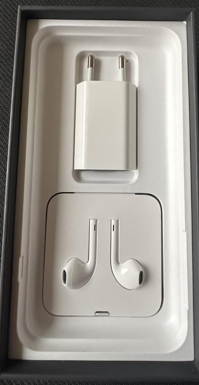 MOOIE EN GOED VERZORGDE VAN EERSTE EIGENAAR iPHONE 8 PRO MAX 64GB.