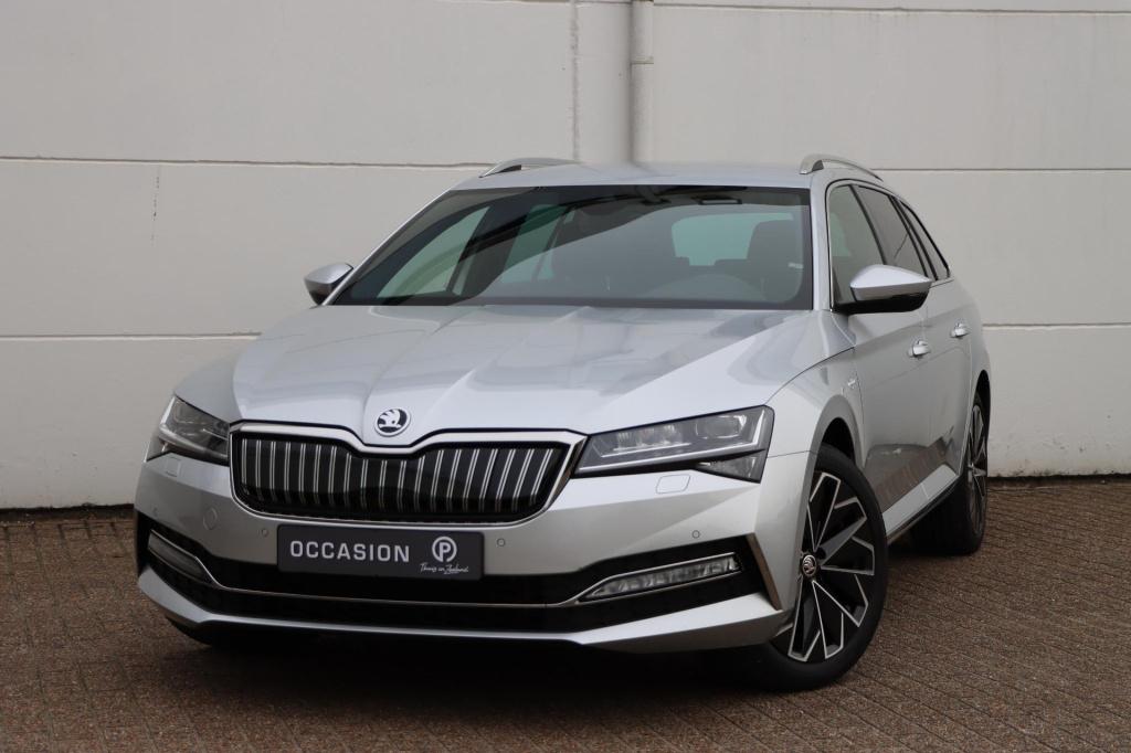 Skoda Superb combi 1.4 tsi laurin & klement 218pk dsg6 | lederen bekleding 