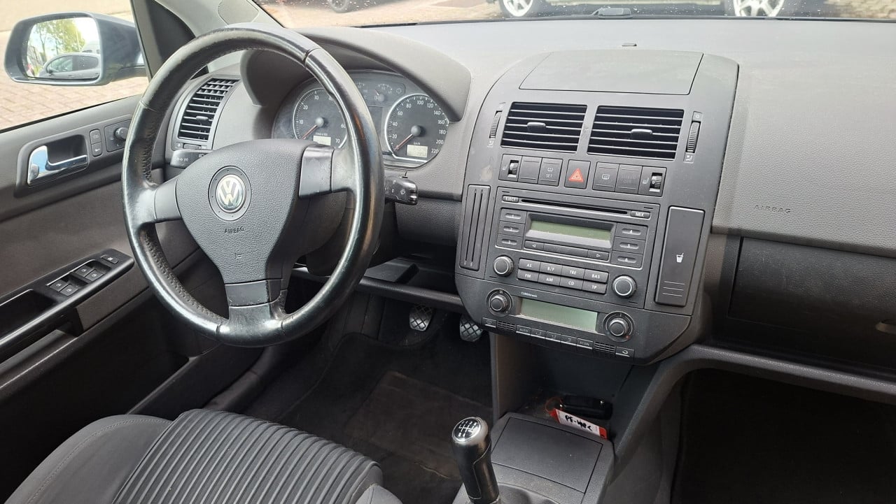 Volkswagen Polo 1.4-16V FSI Trendline 5drs bj:2005 airco 134.000km apk 2026