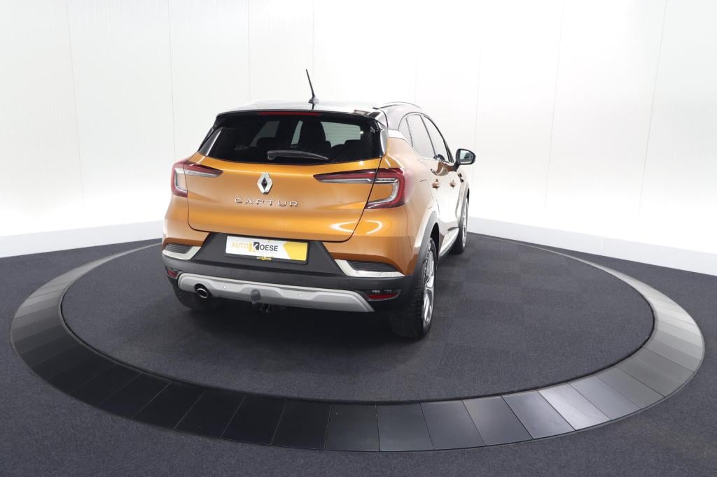 Renault Captur tce 130 edc intens | trekhaak | adaptieve cruise control | c