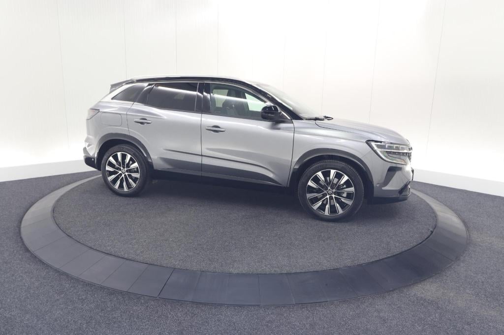 Renault Austral 1.2 e-tech full hybrid 200 techno | 360 camera | panoramada