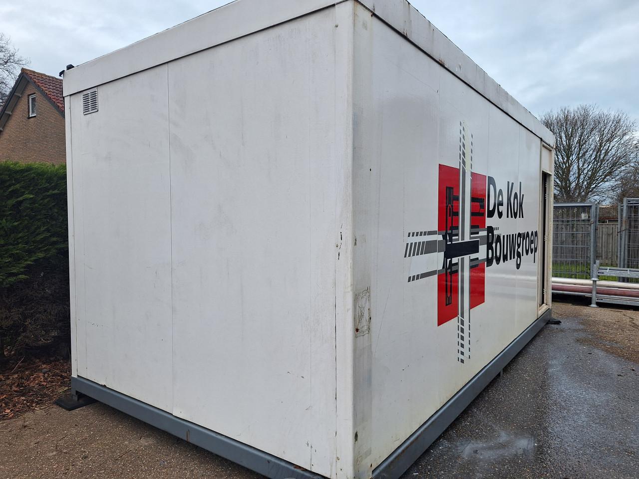 Sanitairunit geïsoleerd, bouwkeet, wcunit, schaftkeet, kantoorunit, keet