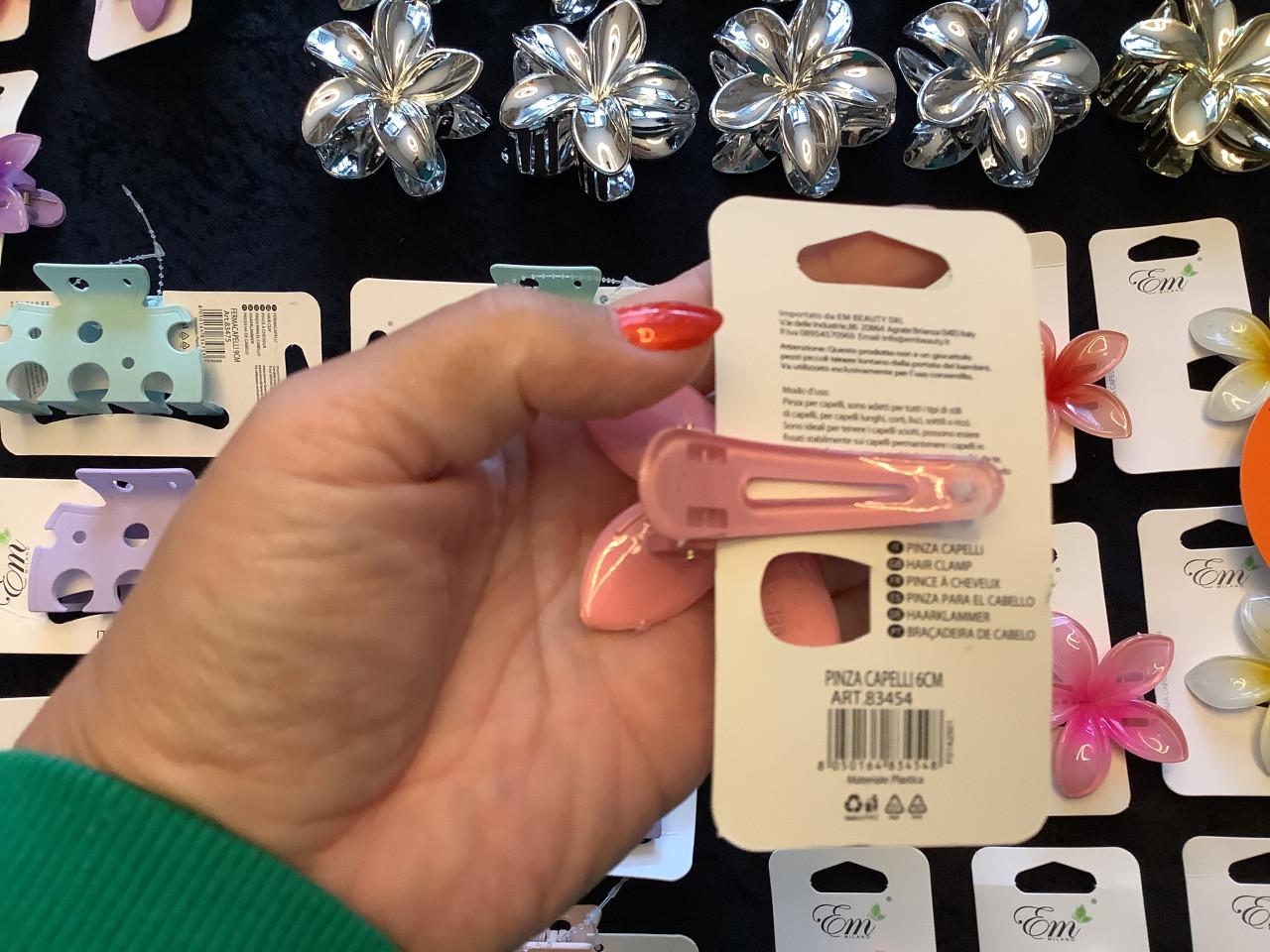 Partij super leuke haarklemmen. ( partij 205)