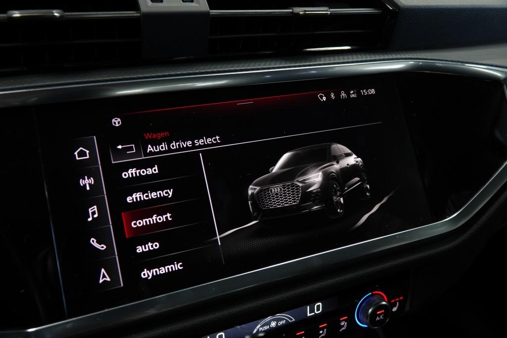 Audi Q3 sportback 35 tfsi s edition | matrix | driveselect | alcantara |