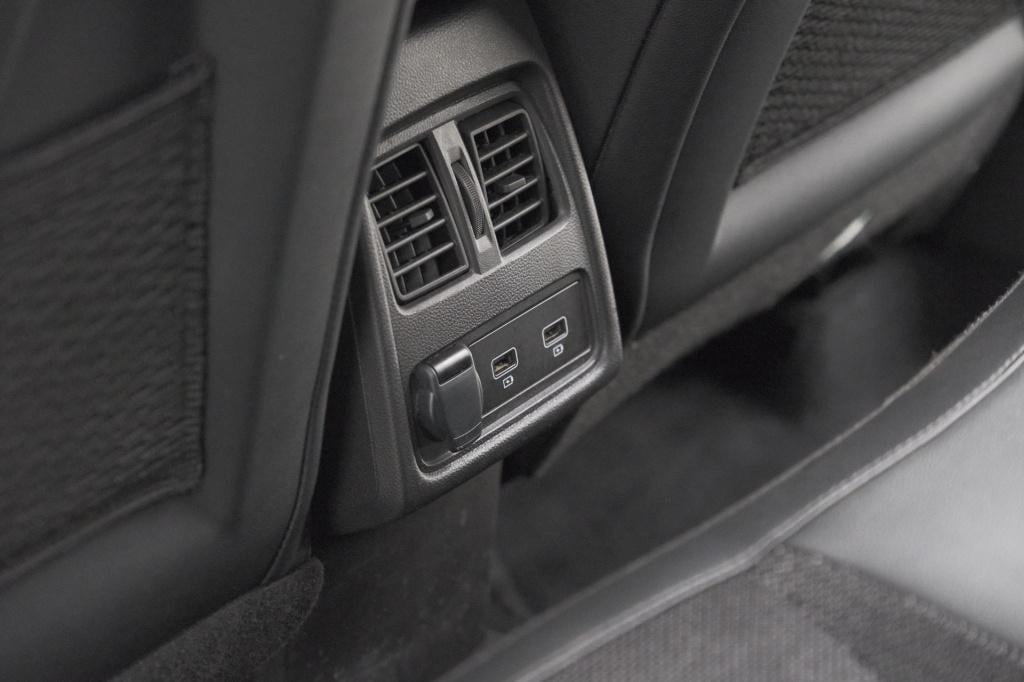 Renault Captur 1.6 e-tech full hybrid 145 techno | pack full screen | camer