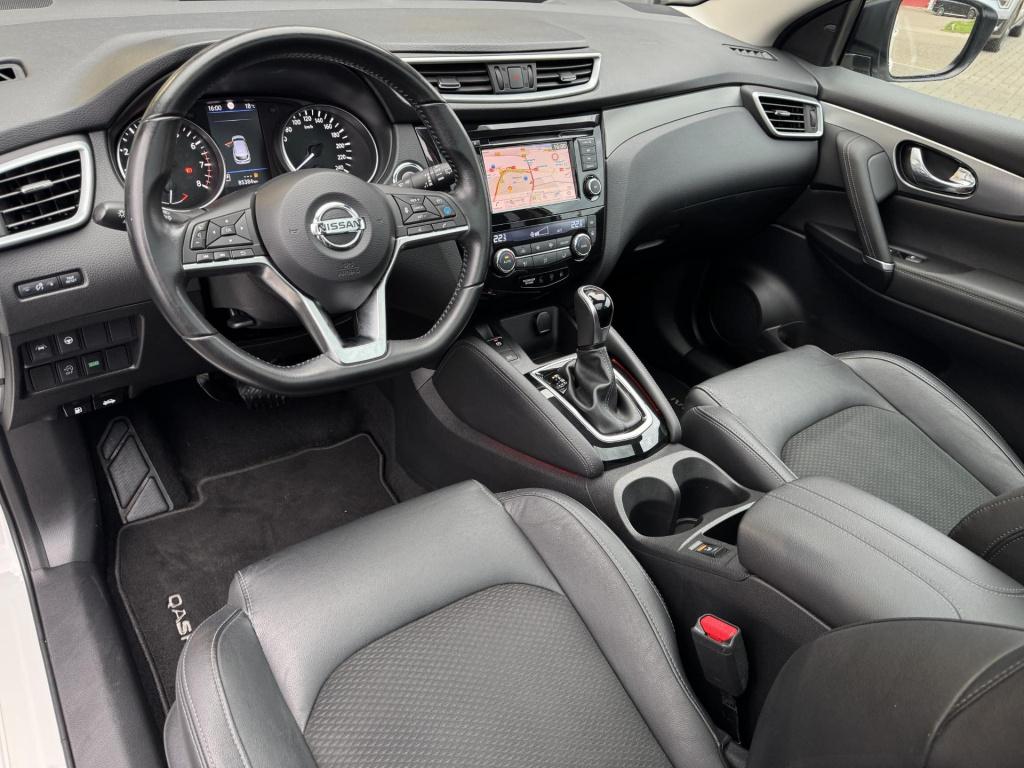 Nissan Qashqai 1.3 dig-t tekna automaat incl. trekhaak!