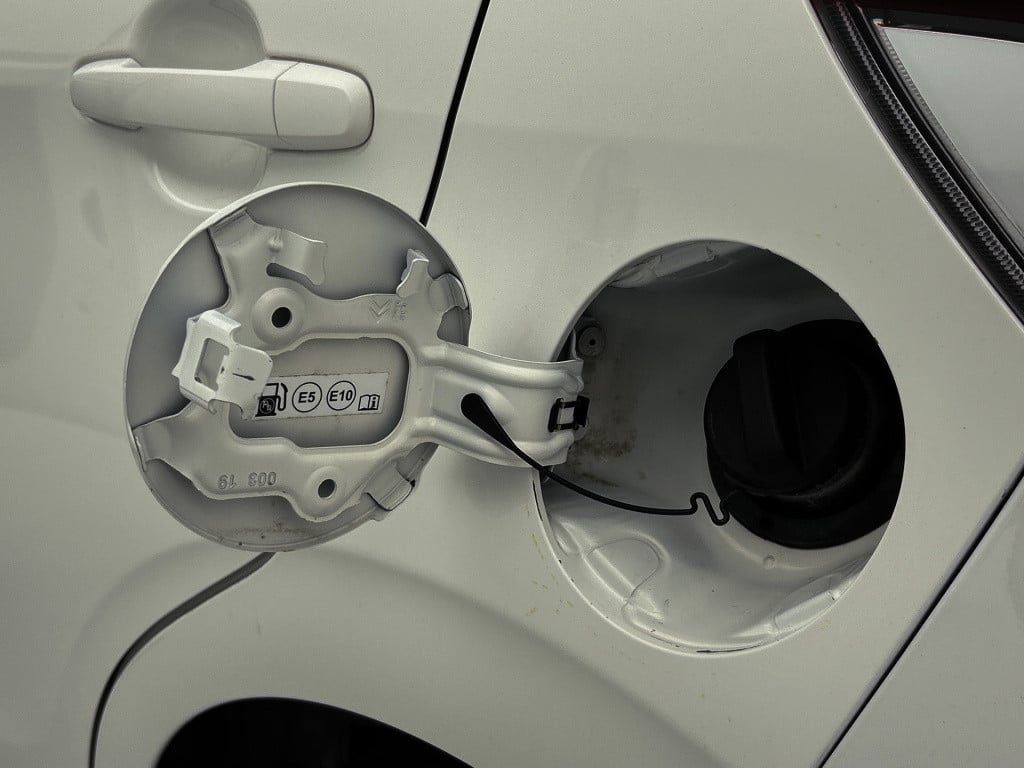 Peugeot 108 vti 72pk active | rijklaar | 5-deurs | airco | bluetooth |