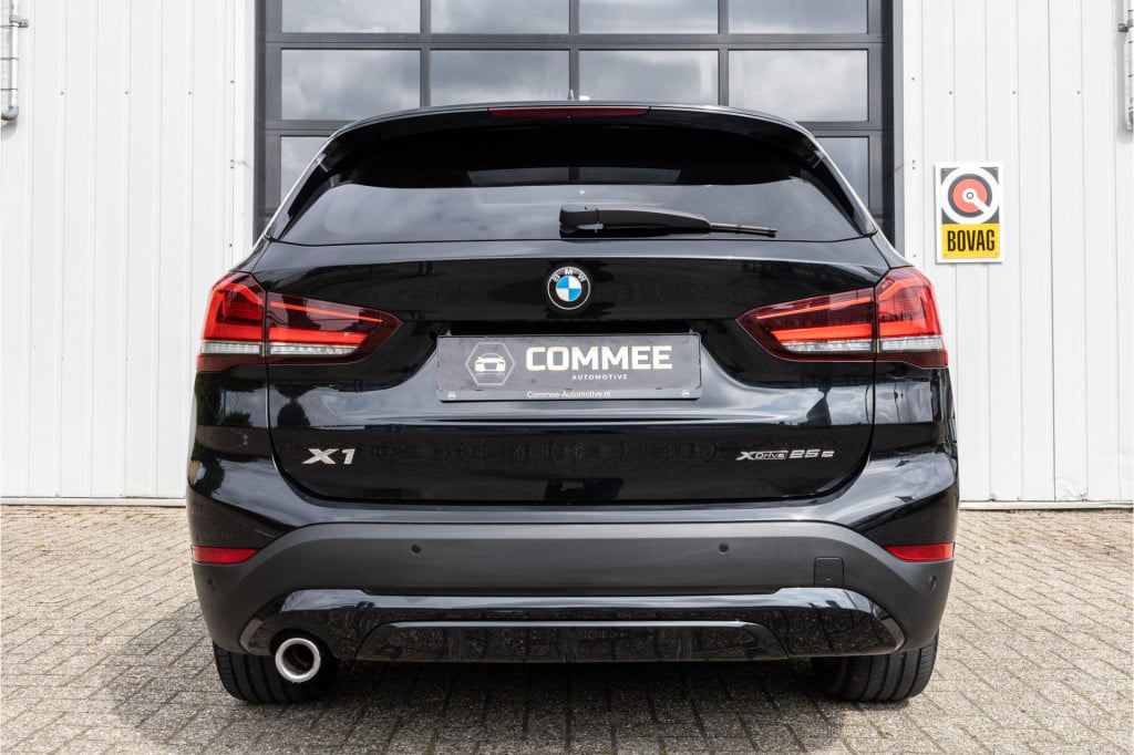 BMW X1 xdrive25e sport line ✅pano✅navipro✅sportstoelen