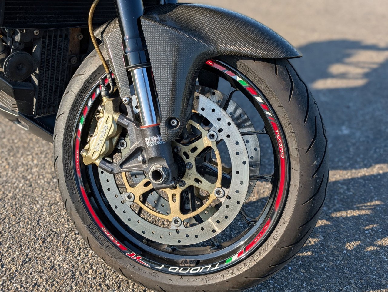 Aprilia Tuono 1000 R V2