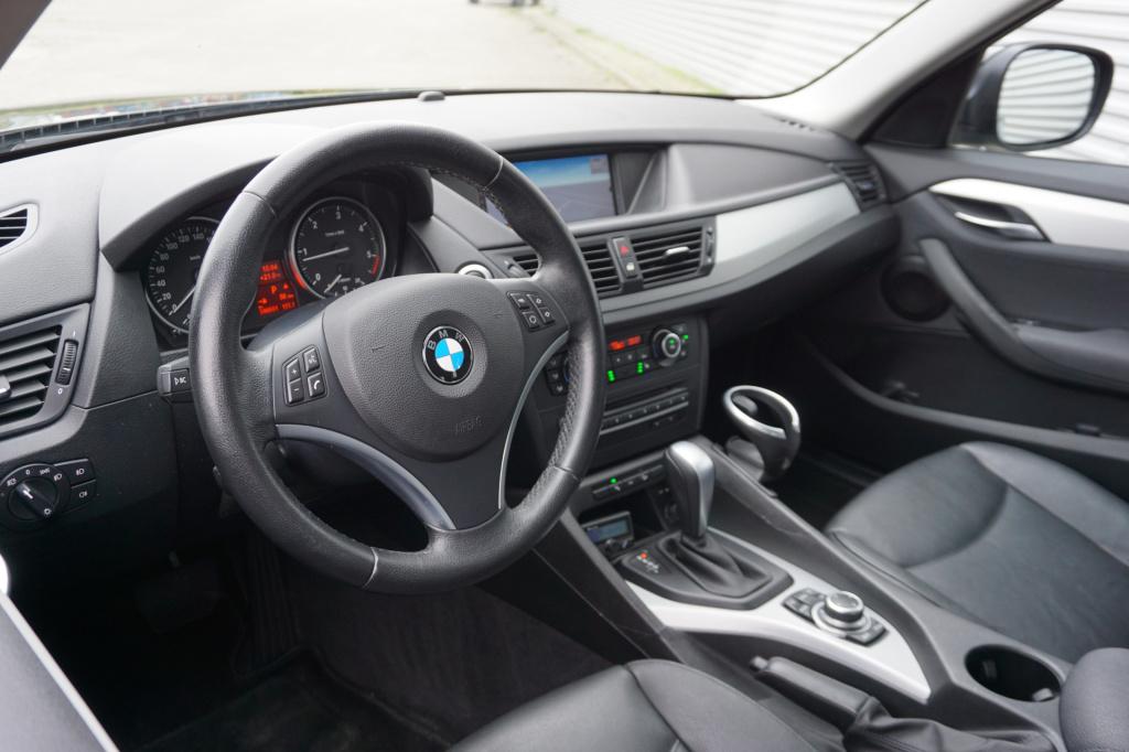 BMW X1 xdrive20d executive automaat - climate / navi / cruise / leder / sto