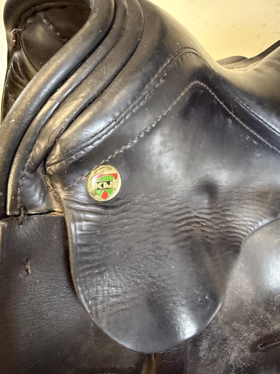 Dressuur zadel KN + hoofdstel Passier (stang en trens)