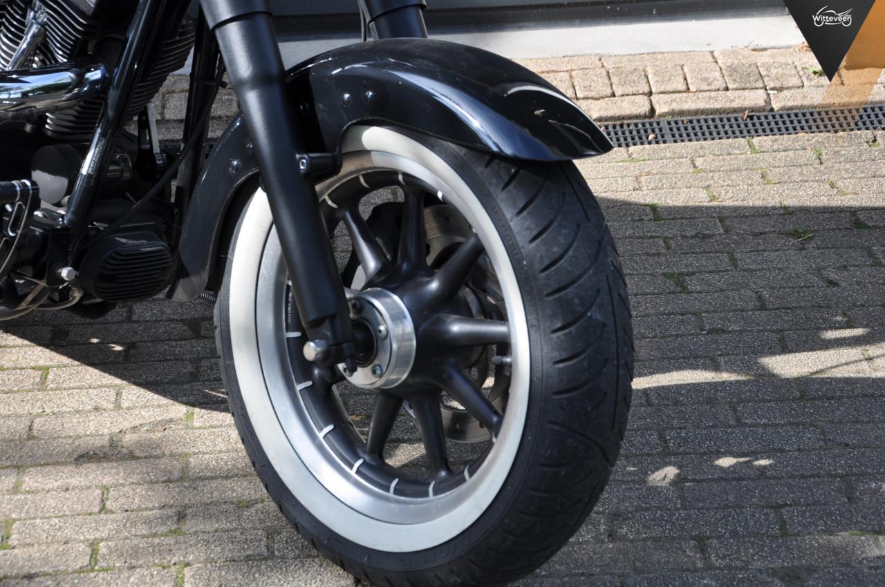 Harley-Davidson Softail Special