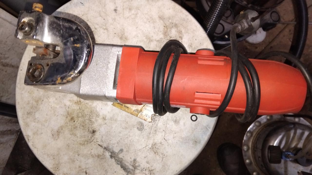 Elektrische plaatschaar
