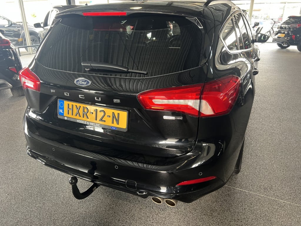 Ford Focus wagon 1.0 ecoboost hybrid 125pk st line business , trekhaak , wi