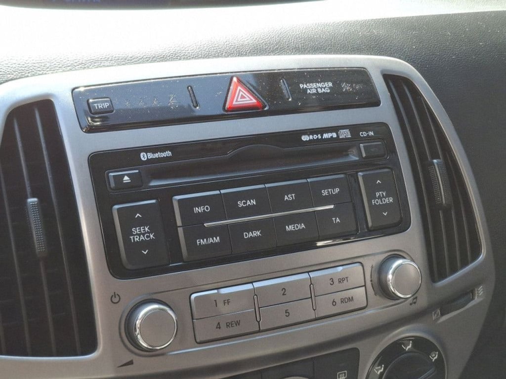 Hyundai I 20 1.2 hp i-motion 5-deurs | airco | trekhaak