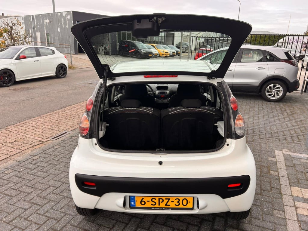 Citroen C1 1.0 collection