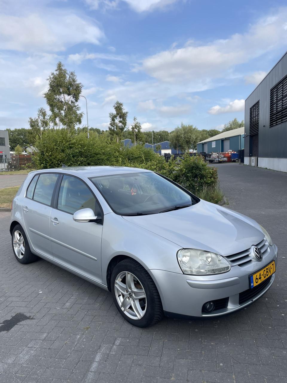 Volkswagen Golf 1.6 16V FSI 85KW 2008 Grijs | NAP | NIEUWE APK!