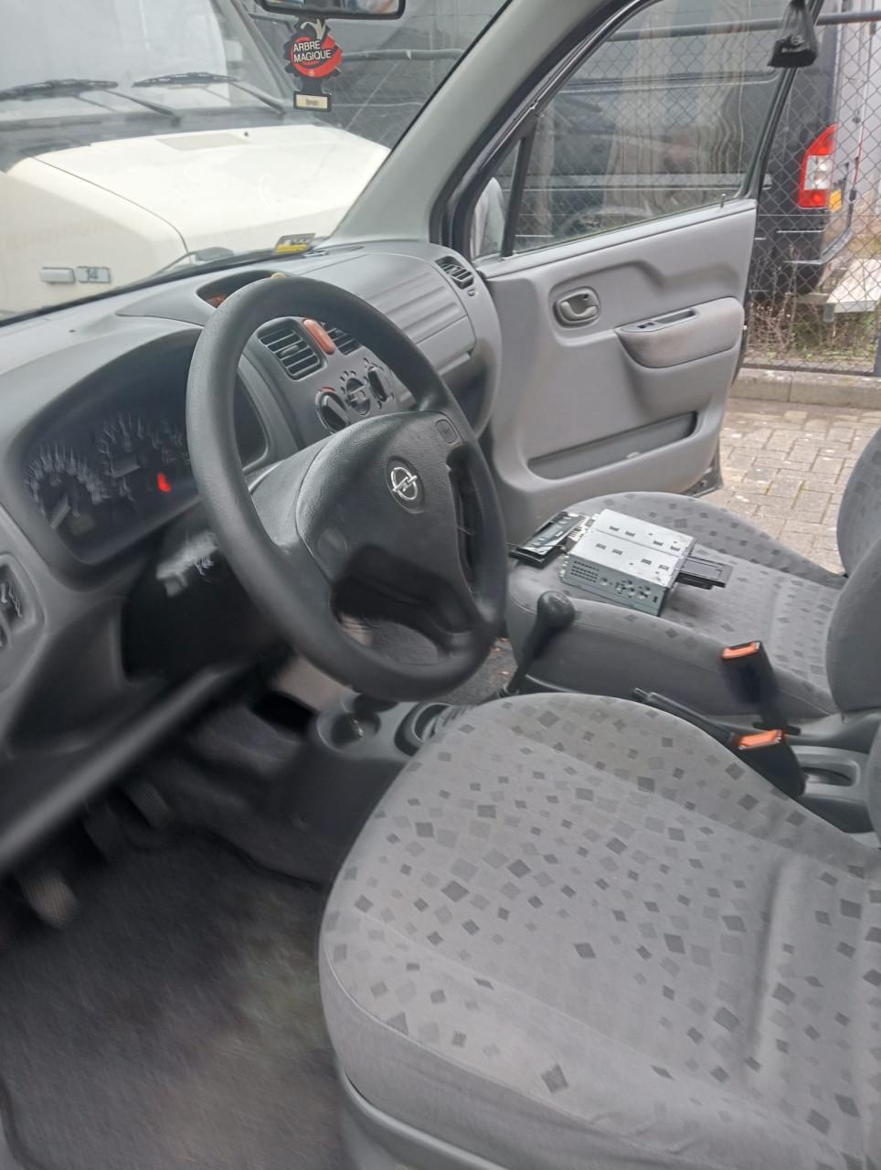 Opel Agila 1.2 (2002)