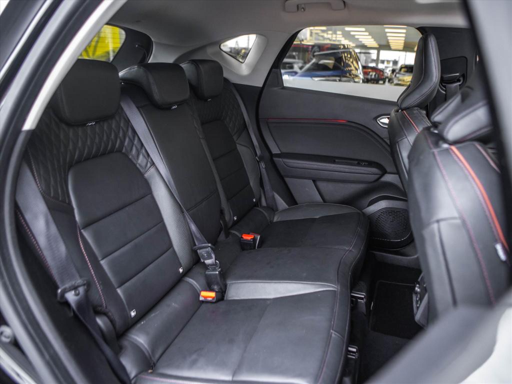 Renault Captur tce 130pk initiale paris automaat | panoramadak | 360 camera