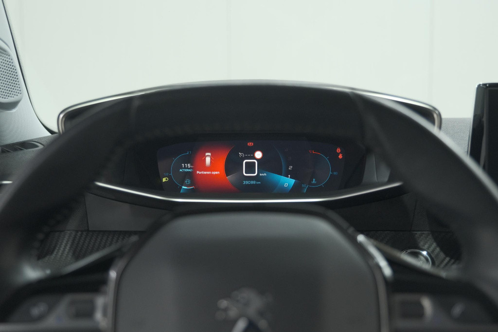 Peugeot 2008 puretech 130 allure | camera | apple carplay | navigatie | par