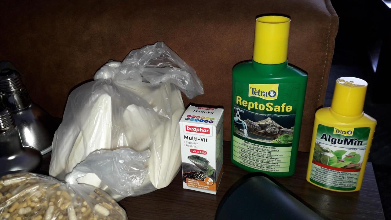 Bak met veel toebehoren, schildpadden bak