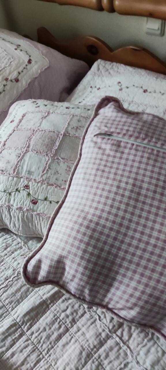 2x 1 pers. zacht roze quilts / deken / bedsprei met roosjes - 100% katoen