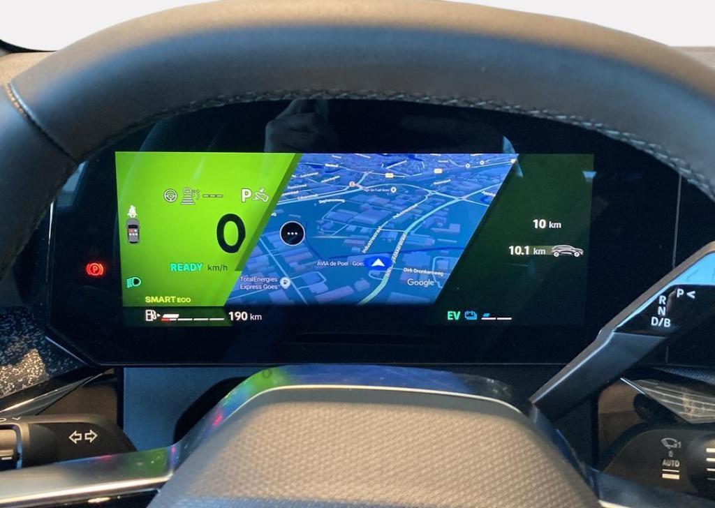 Renault Clio 1.8 hybrid 160 techno - pack winter / safety & parking