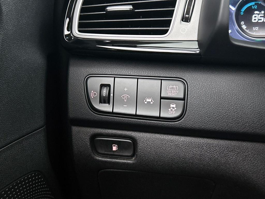 Kia Niro 1.6 gdi hybrid edition | trekhaak | stoel/stuurverwarming |