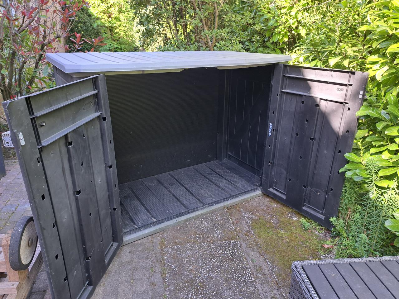 Grote kussenbox van Keter