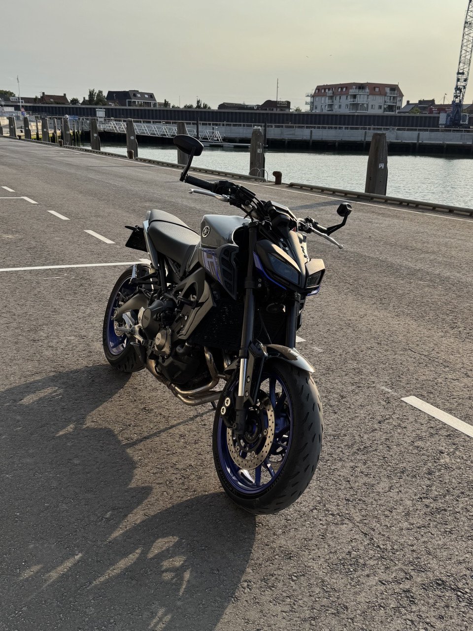Yamaha MT-09, Vapor Grey, Quick Shifter,