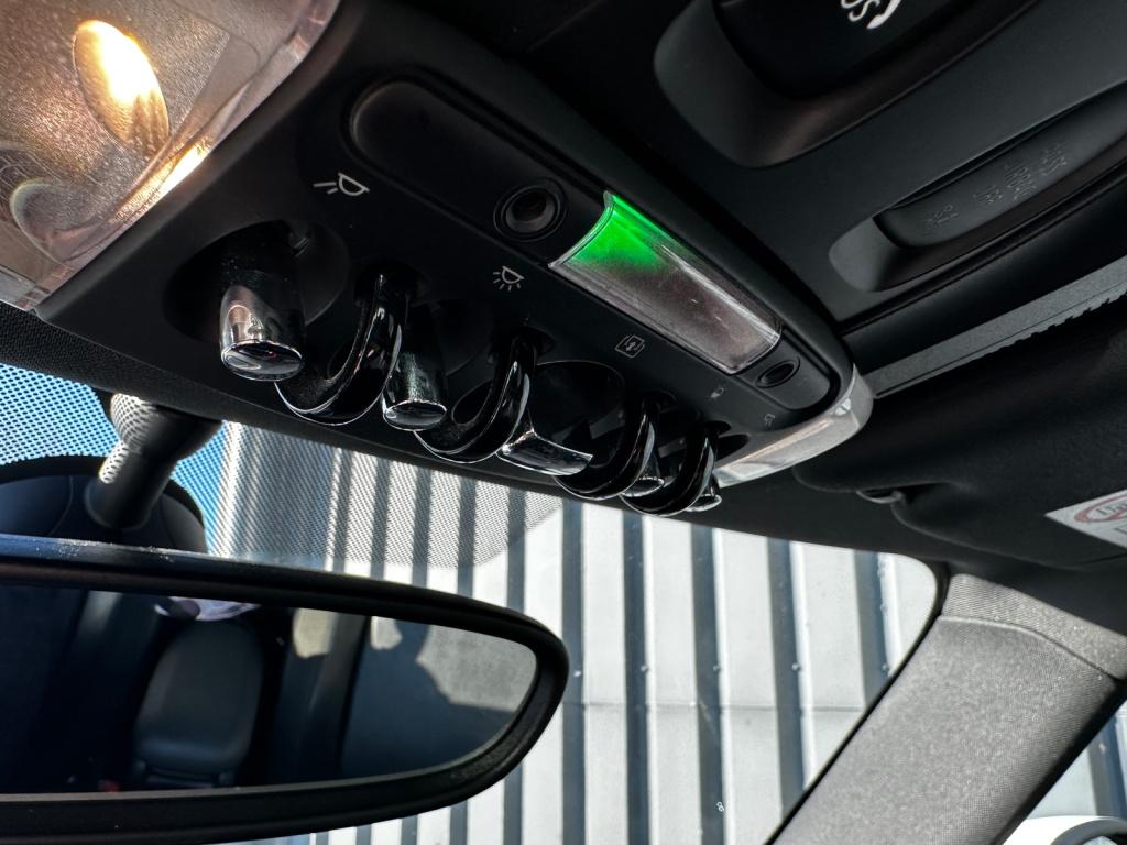 Mini Cooper mini 2.0 sd chili serious business pano | leder | navi | led | 