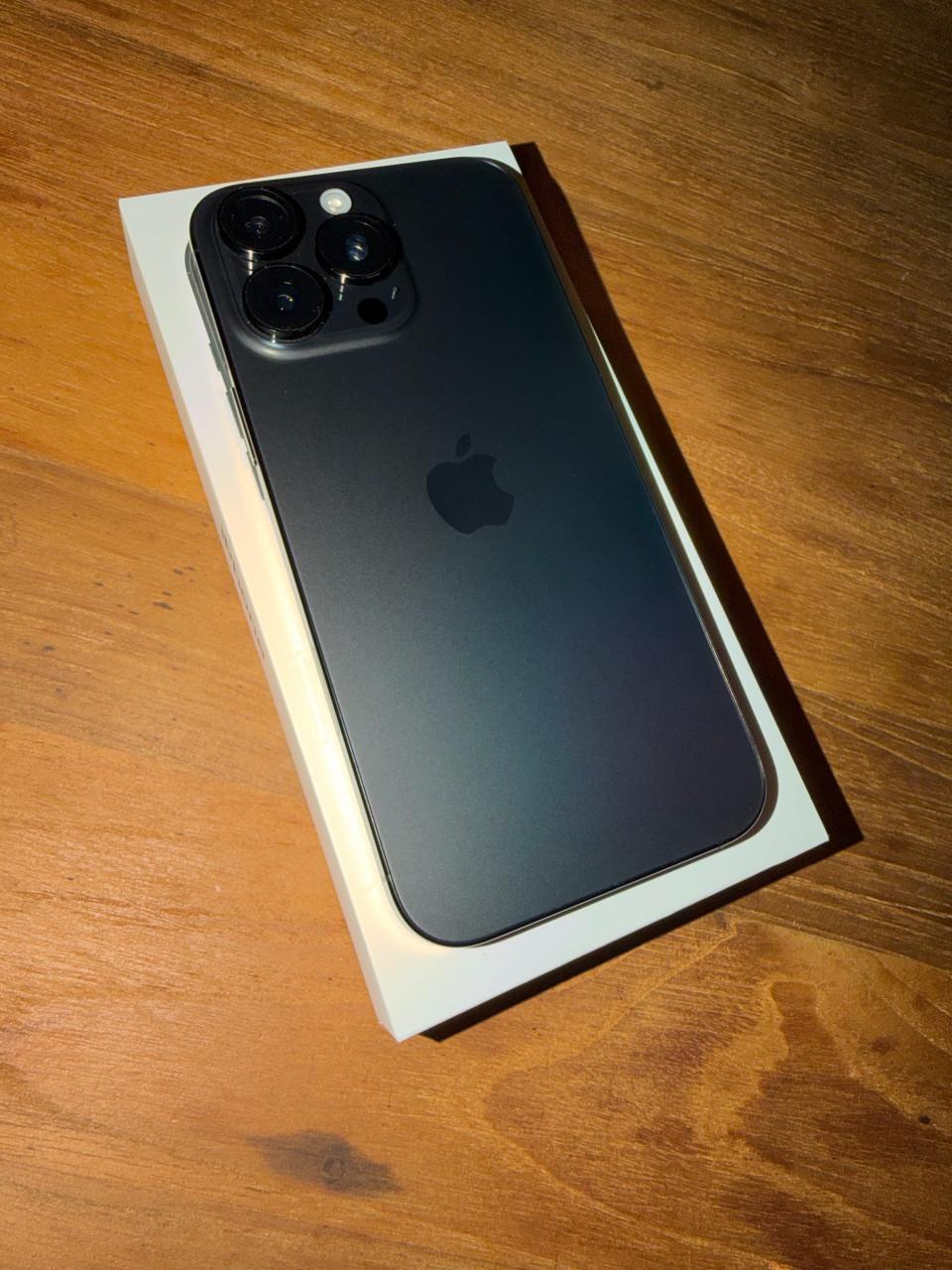 Apple iPhone 16 Pro Max // 512 GB // 100% batterijstaat
