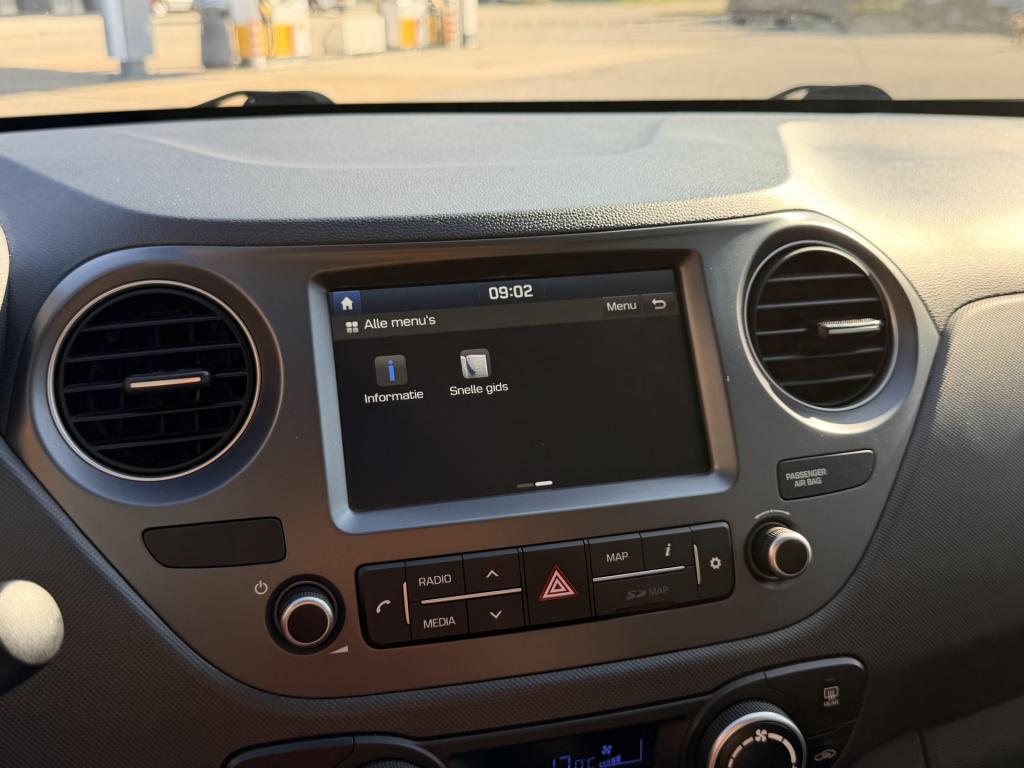 Hyundai I 10 1.0i go! 2017 | carplay | nav | radio | bluetooth | climate co