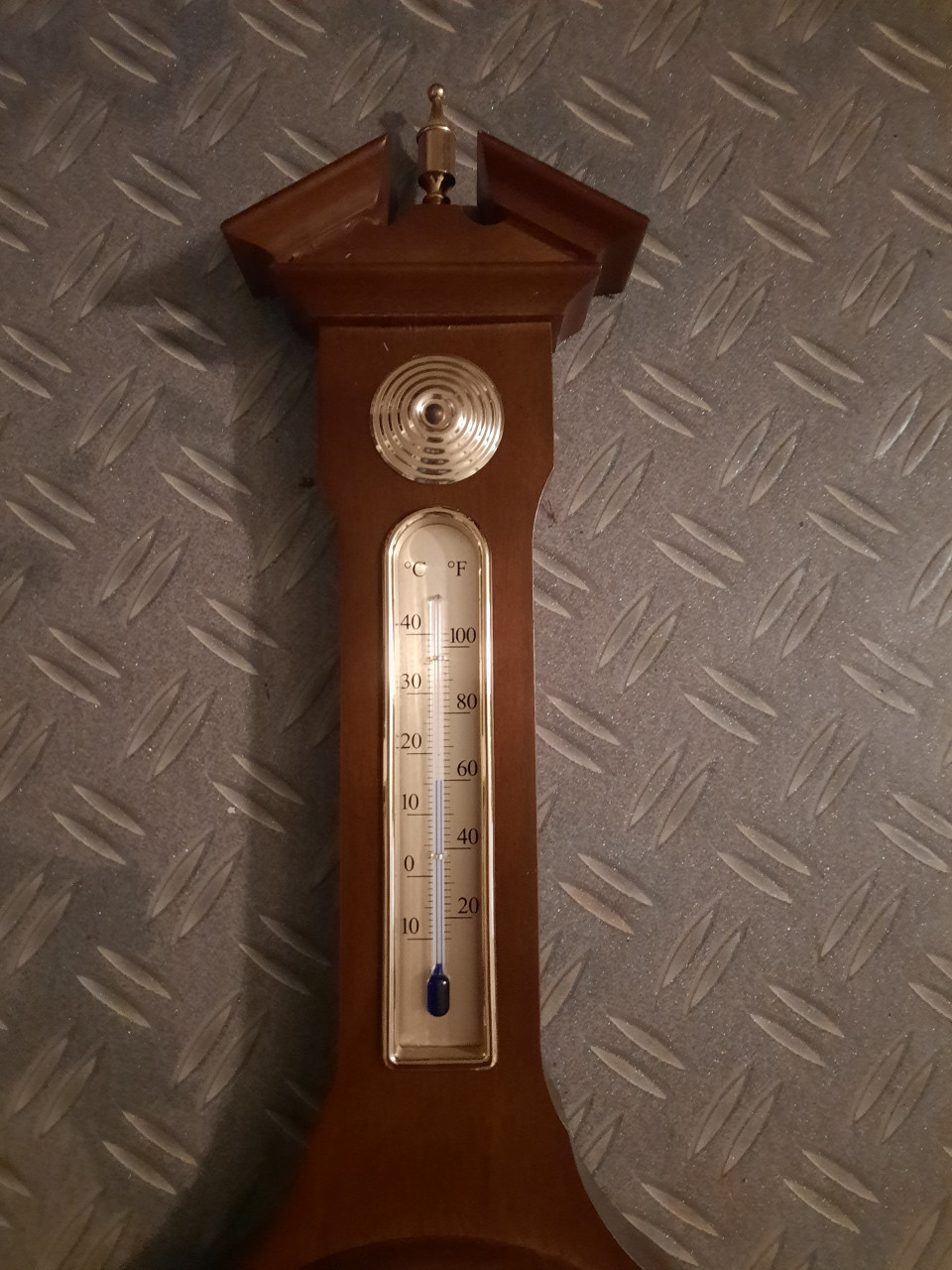 Houten barometer met thermometer