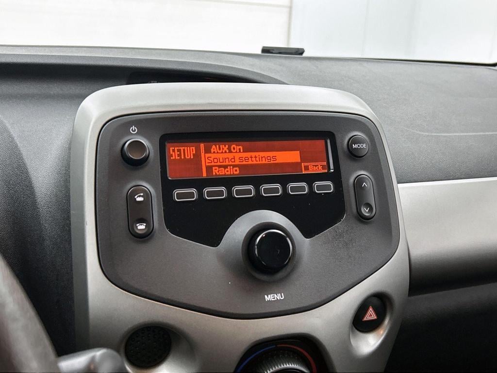 Peugeot 108 1.0 e-vti blue lion | airco | 5-deurs | bluetooth