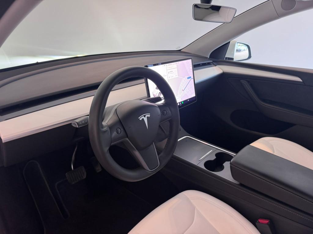 Tesla Model Y rwd 58 kwh / soh 98%